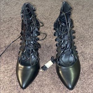 Black tie up heels